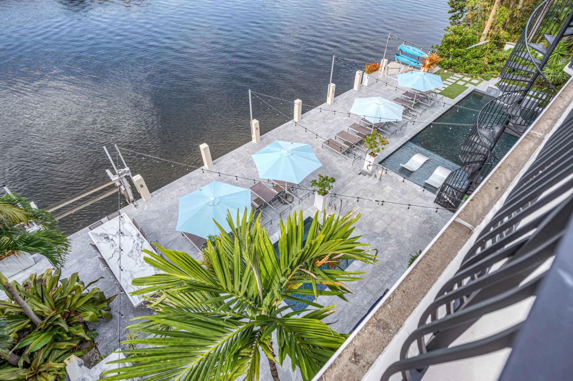 The Modern Castle Canal View Access Rooftop Living Greenhouse Vlllas ฟอร์ต ลอเดอร์เดล ภายนอก รูปภาพ