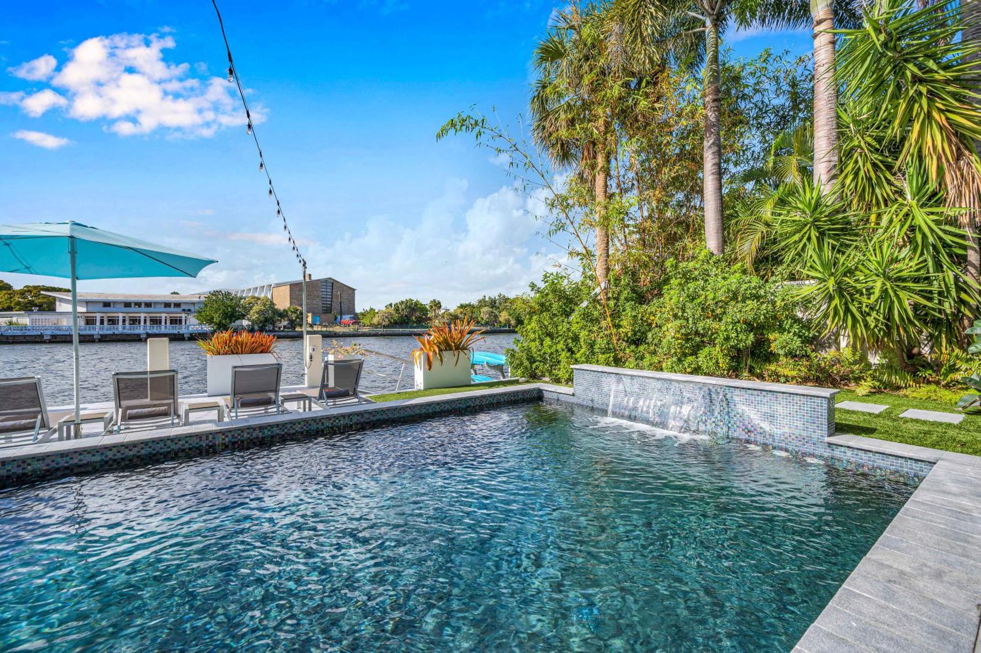 The Modern Castle Canal View Access Rooftop Living Greenhouse Vlllas ฟอร์ต ลอเดอร์เดล ภายนอก รูปภาพ